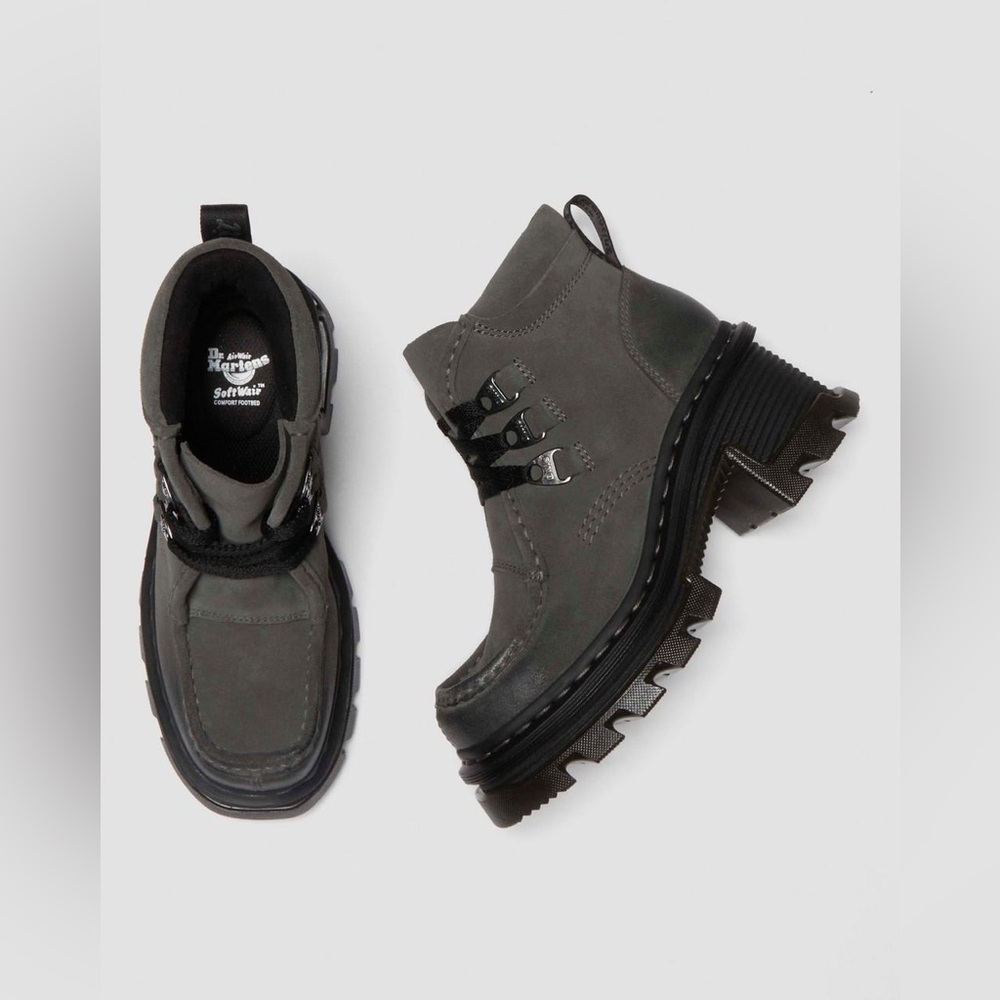 Women's Dr. Martens Corran 3-Eye Atlas Leather Heeled Grey Lug-Sole Ankle Boots